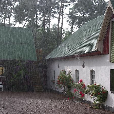 Skummesloev B & B Laholm Luaran gambar